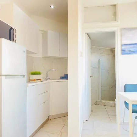 Phaedrus Living : Luxury Flat Lighthouse 75 Διαμέρισμα *