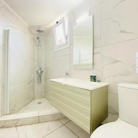 Διαμέρισμα Phaedrus Living : Luxury Flat Lighthouse 75 *